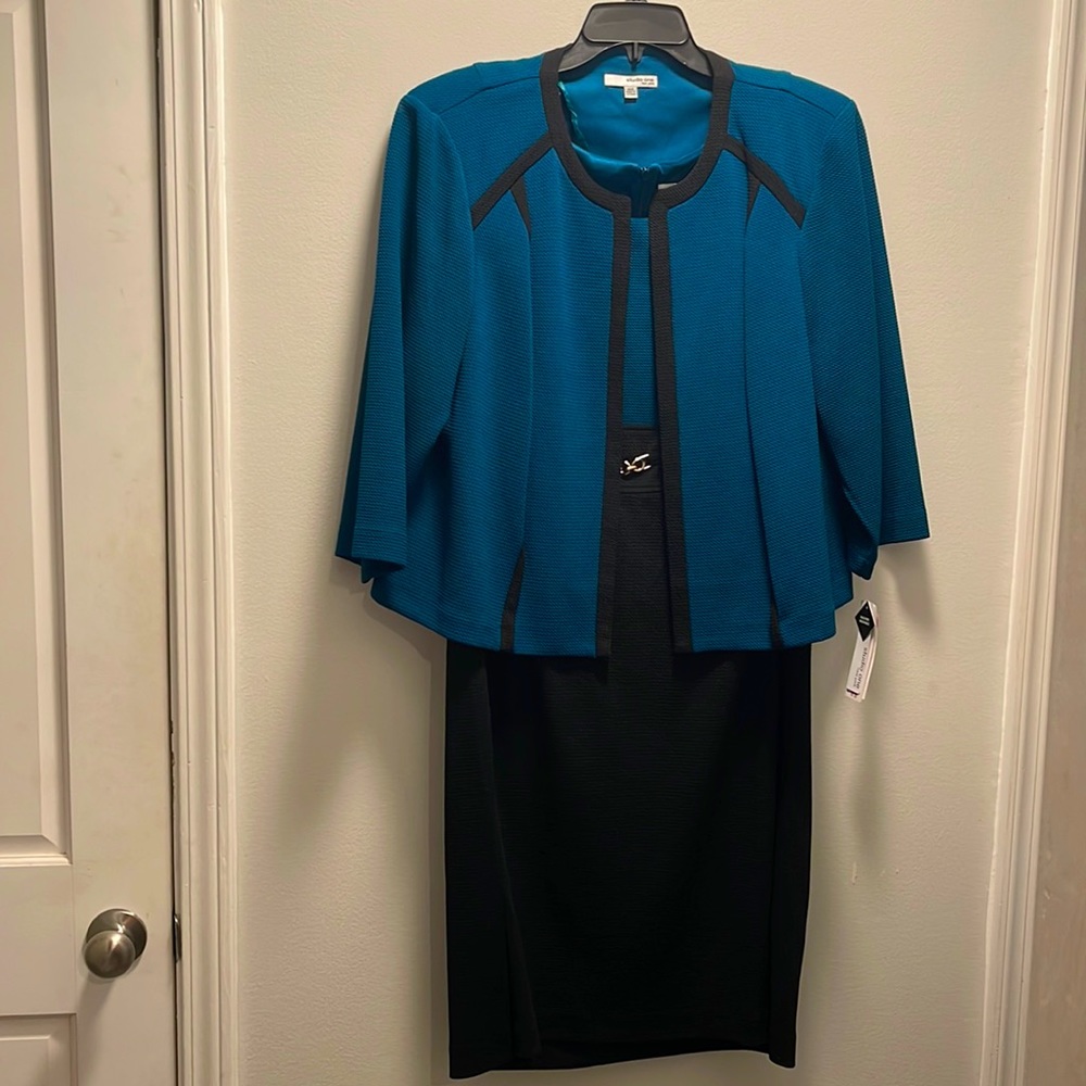 NWT- very nice studio one two piece dress. Size 18W